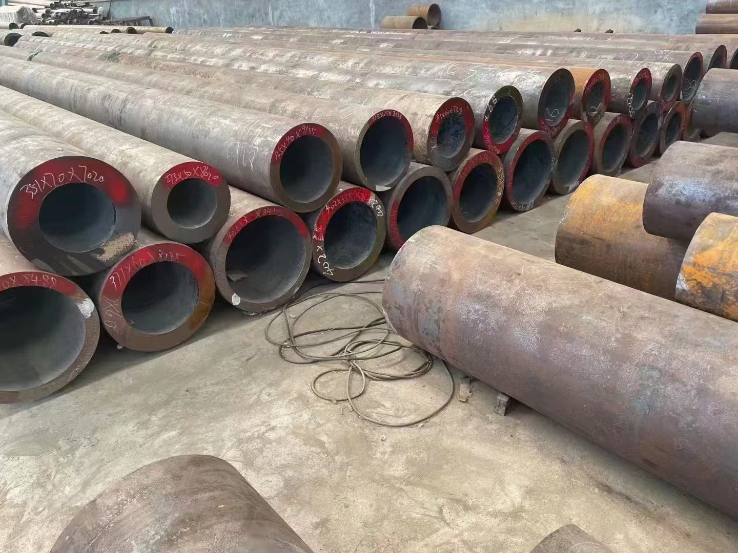 安阳市无缝钢管切割定尺切割加工无缝钢管 - 厂家